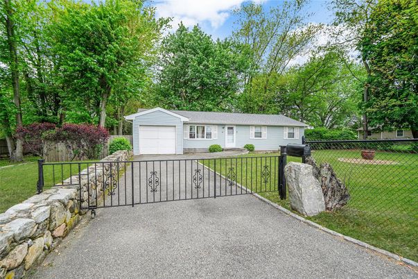 Backyard, Detached Garage, Exterior