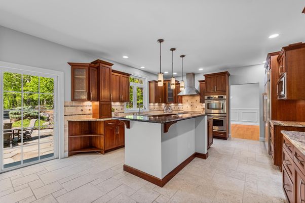 Interior, Kitchen, Pendant Lights, Recessed Lighting, Stainless Steel Appliances