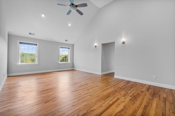 Empty room, Interior, Recessed Lighting, Wood Texture Flooring