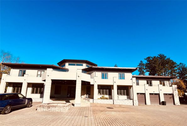 Attached, Exterior, Facade, Mediterranean