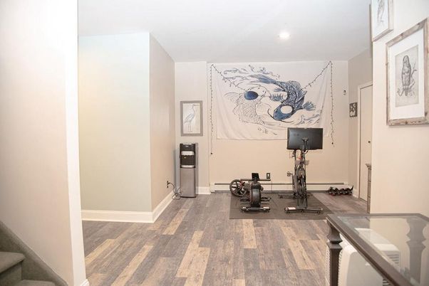 Fitness Equipment, Interior, Recessed Lighting, Wood Texture Flooring