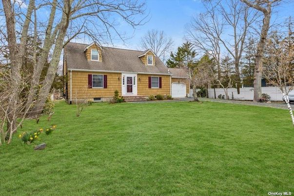 Attached, Backyard, Exterior, Facade, Cape Cod