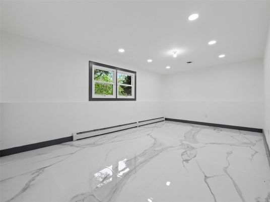 Empty room, Interior, Marble, Recessed Lighting