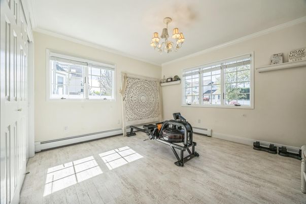 Chandelier, Fitness Equipment, Interior, Wood Texture Flooring