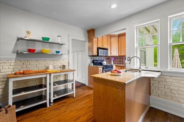 Interior, Kitchen, Recessed Lighting, Wood Texture Flooring