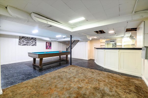 Billiard Table, Game Room, Interior, Recessed Lighting