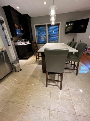 Dining room, Interior, Pendant Lights, Recessed Lighting
