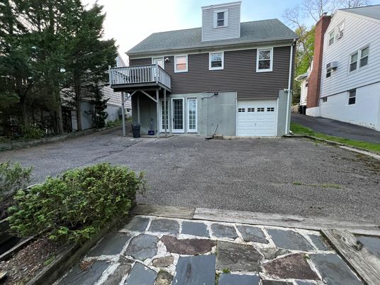 Attached, Exterior, Facade, Raised Ranch