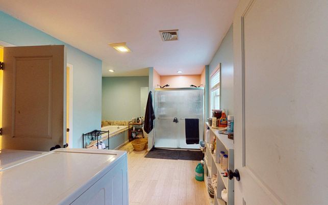 Interior, Recessed Lighting, Wood Texture Flooring