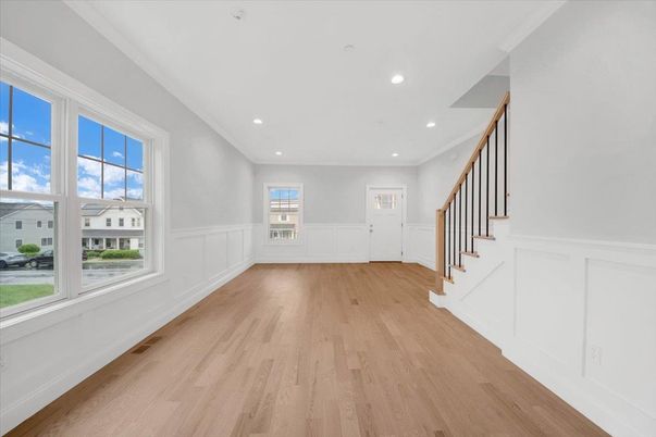 Empty room, Interior, Recessed Lighting, Wood Texture Flooring