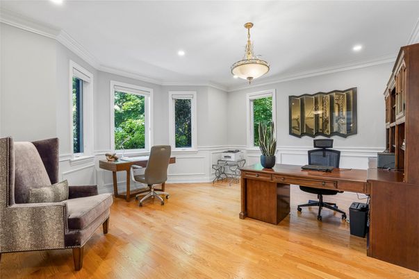 Home Office, Interior, Recessed Lighting, Wood Texture Flooring