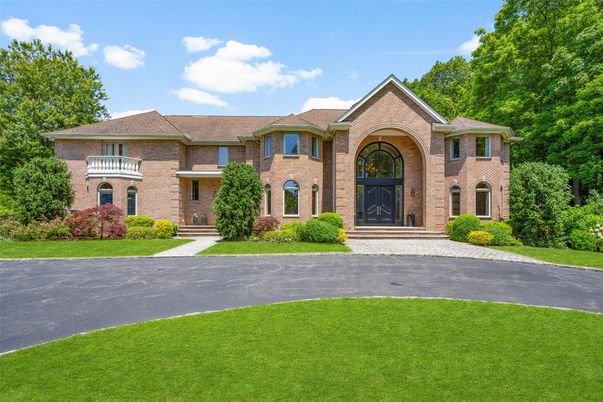 Exterior, Facade, Brick Facade, French Provincial