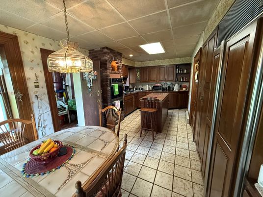 Dining room, Interior, Kitchen, Pendant Lights, Recessed Lighting