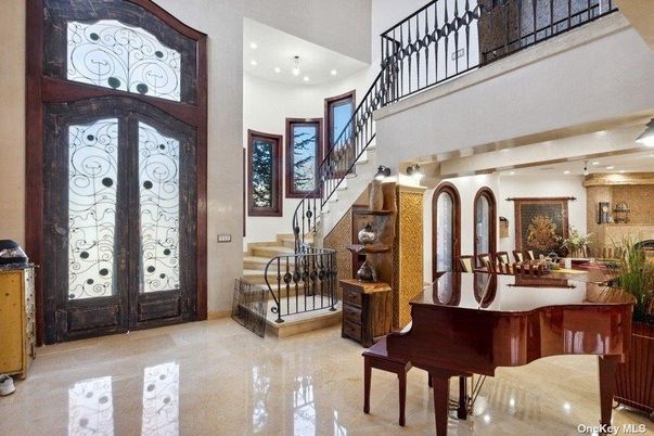 Interior, Piano, Recessed Lighting