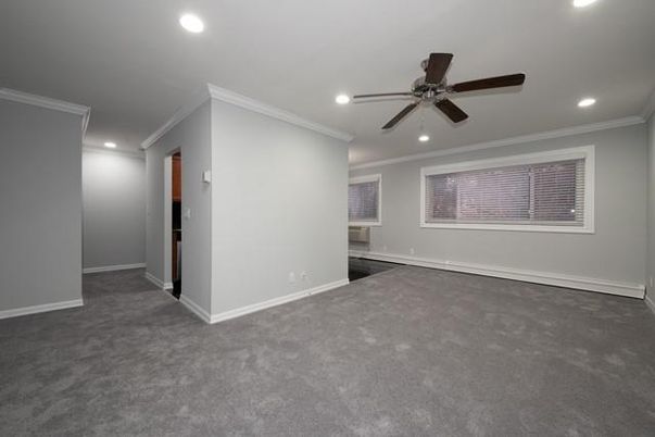 Empty room, Interior, Recessed Lighting