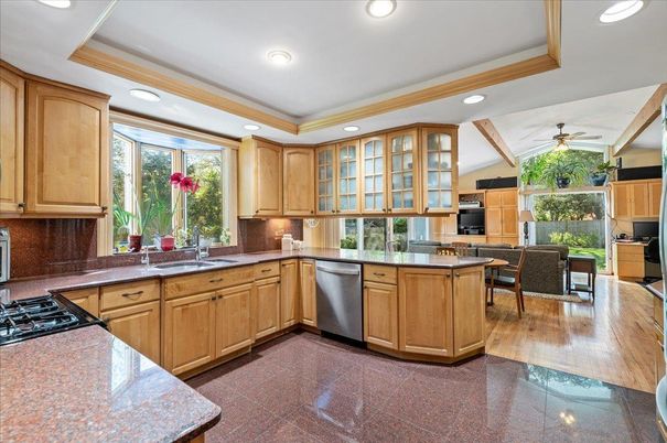 Dining room, Interior, Kitchen, Recessed Lighting, Stainless Steel Appliances, Wood Texture Flooring