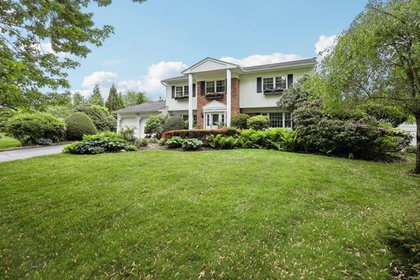 Attached, Backyard, Exterior, Facade, Brick Facade, Split Level