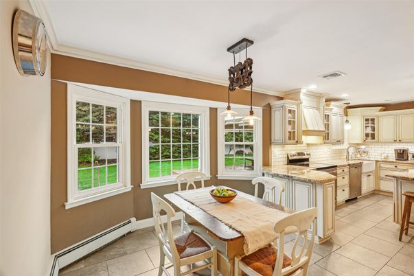 Dining room, Interior, Kitchen, Pendant Lights, Recessed Lighting