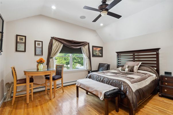 Bedroom, Dining room, Interior, Recessed Lighting, Wood Texture Flooring