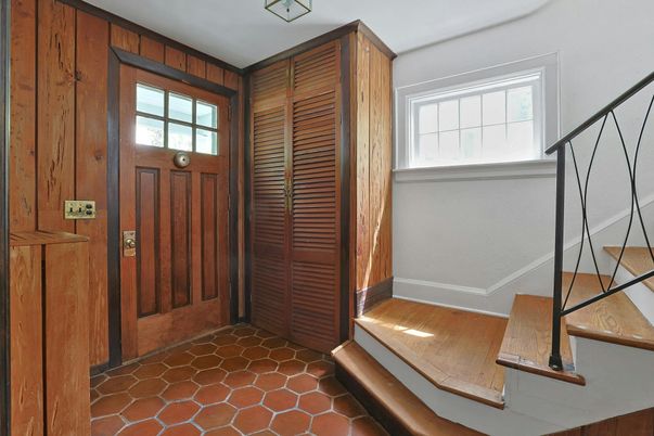 Interior, Wooden Walls