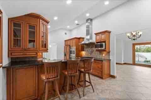 Chandelier, Interior, Kitchen, Recessed Lighting, Stainless Steel Appliances