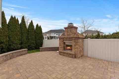 Exterior, Fireplace