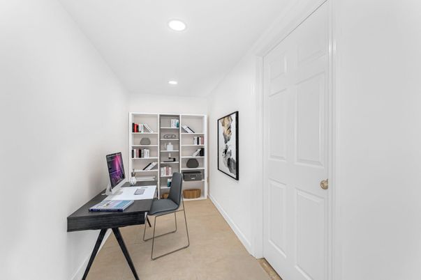 Home Office, Interior, Recessed Lighting