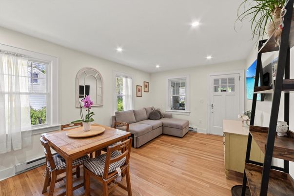 Dining room, Interior, Living room, Recessed Lighting, Wood Texture Flooring