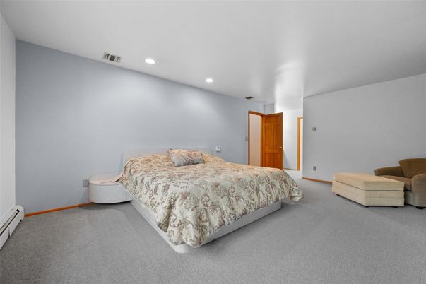 Bedroom, Interior, Recessed Lighting