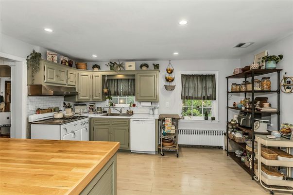 Interior, Kitchen, Recessed Lighting, Wood Texture Flooring