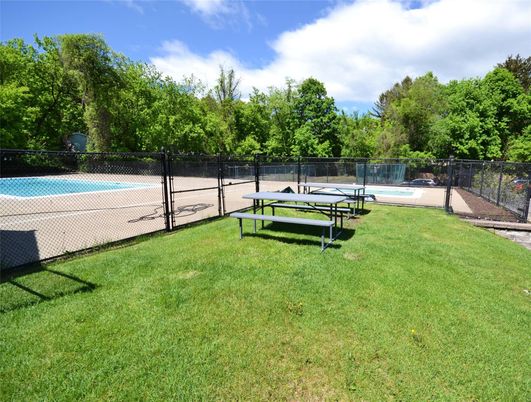 Exterior, Tennis Courts