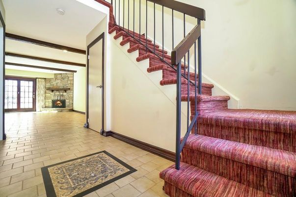 Fireplace, Interior, Recessed Lighting
