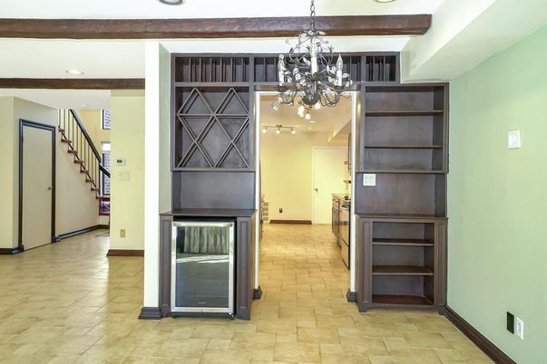 Chandelier, Interior, Pendant Lights, Recessed Lighting, Wooden Beams