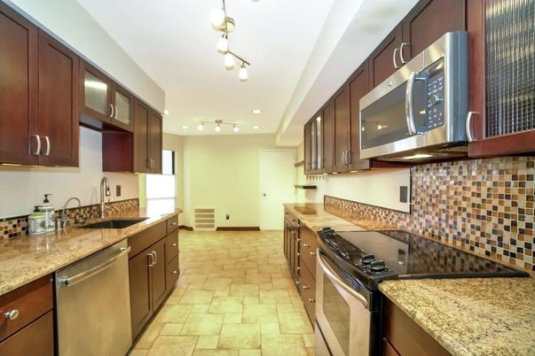 Interior, Kitchen, Stainless Steel Appliances