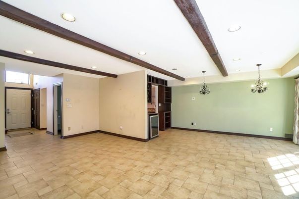 Chandelier, Empty room, Interior, Recessed Lighting, Wooden Beams