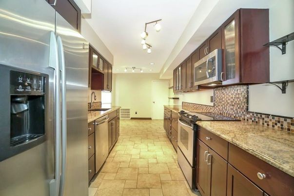 Interior, Kitchen, Stainless Steel Appliances