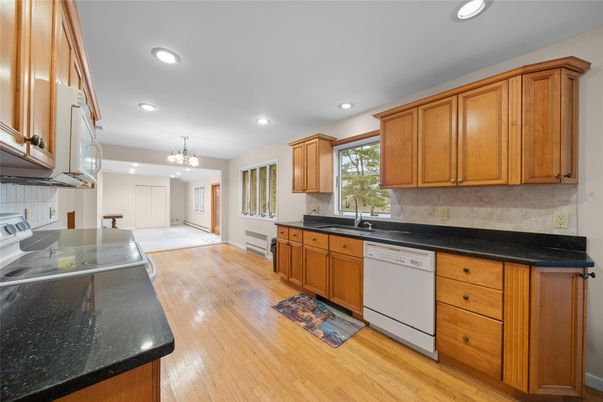 Chandelier, Interior, Kitchen, Recessed Lighting, Wood Texture Flooring