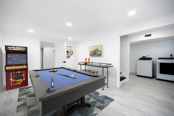 Billiard Table, Game Room, Interior, Recessed Lighting, Wood Texture Flooring