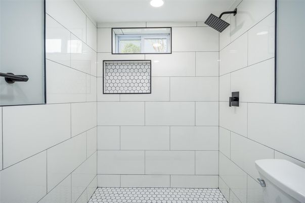 Bathroom, Interior, Recessed Lighting