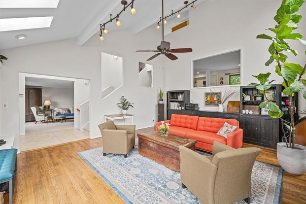 Interior, Kitchen, Living room, Recessed Lighting, Wood Texture Flooring