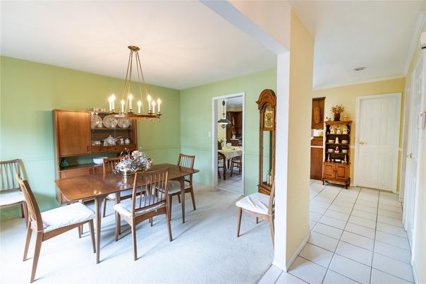 Chandelier, Dining room, Interior, Pendant Lights