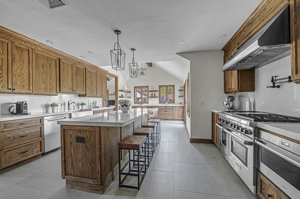 Interior, Kitchen, Pendant Lights, Recessed Lighting, Stainless Steel Appliances