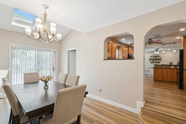 Chandelier, Dining room, Interior, Recessed Lighting, Wood Texture Flooring