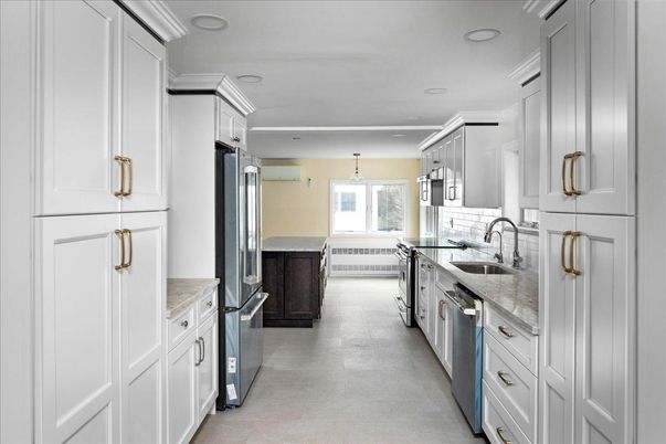 Interior, Kitchen, Pendant Lights, Recessed Lighting, Stainless Steel Appliances