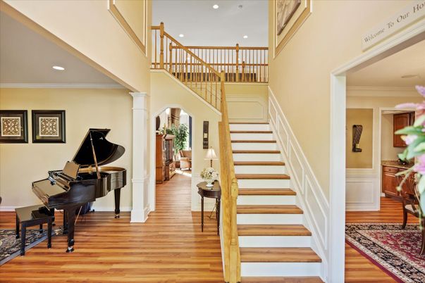 Interior, Piano, Recessed Lighting, Wood Texture Flooring