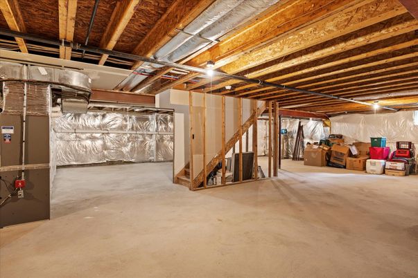 Garage, Interior, Wooden Beams