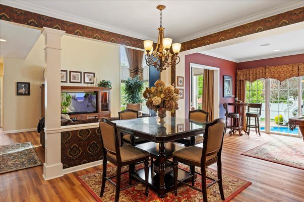 Chandelier, Dining room, Interior, Recessed Lighting, Wood Texture Flooring