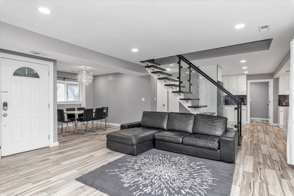 Chandelier, Dining room, Interior, Living room, Pendant Lights, Recessed Lighting, Wood Texture Flooring