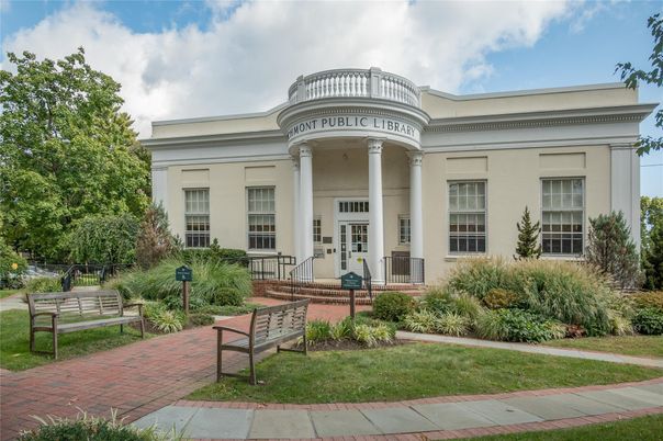Exterior, Facade, Georgian