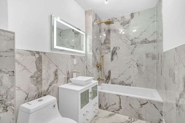 Bathroom, Interior, Marble, Marble Walls
